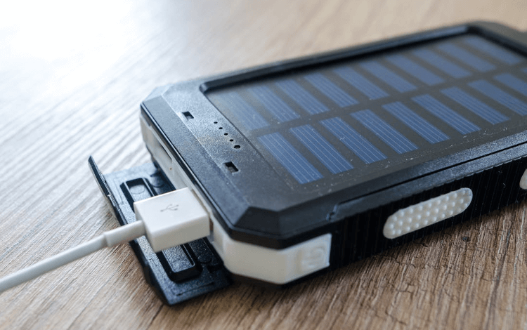 Solar-Powered Gadgets for Eco-Friendly Solana Users