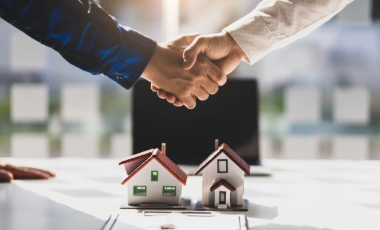 Investment Manchester Property vs. London: Where Should You Invest?