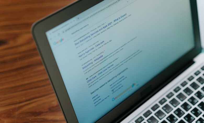 search queries and keyword tracking notes